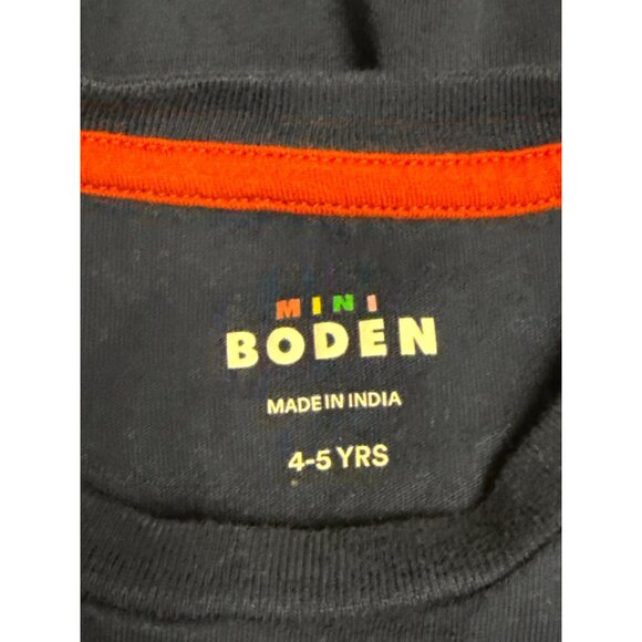 Mini Boden Kids' Shirt Superstitch Santa Embroidered Holiday Blue T-Shirt 4/5 - Picture 5 of 7